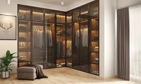 Walk-In Wardrobe